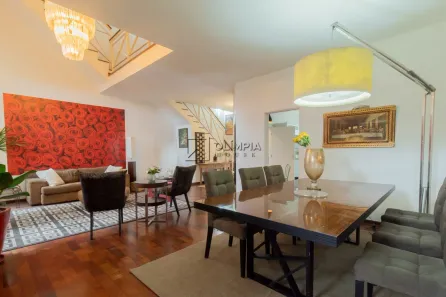 Casa de Condomínio com 5 Quartos para alugar, 350m² no Santo Amaro, São Paulo