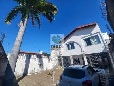 Casa com 3 Quartos à venda, 166m² no Edson Queiroz, Fortaleza