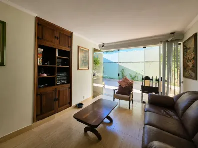 Casa com 4 Quartos à venda, 239m² no Jardim São Caetano, São Caetano do Sul