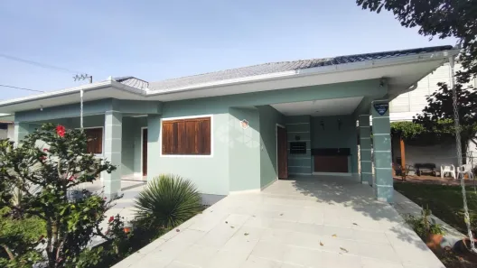 Casa com 3 Quartos à venda, 131m² no Campeche, Florianópolis