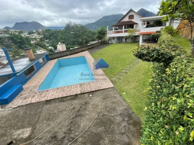 Casa com 4 Quartos à venda, 1100m² no Centro, Nova Friburgo