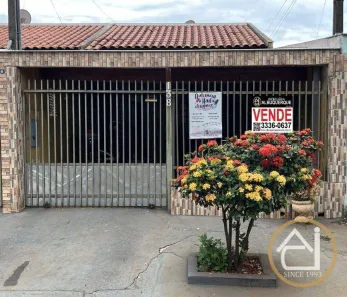 Casa com 3 Quartos à venda, 100m² no Conjunto Café, Londrina