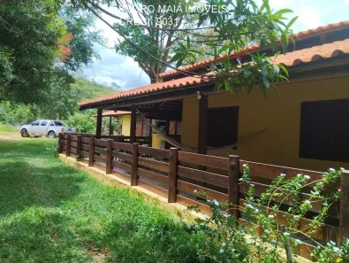 Fazenda/Sítio com 3 Quartos à venda, 250m² no , Onça de Pitangui