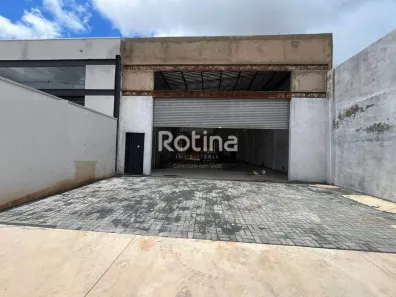 Galpão/Depósito/Armazém para alugar, 235m² no Alto Umuarama, Uberlândia