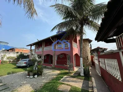 Sobrado com 4 Quartos à venda, 245m² no Travessão, Caraguatatuba