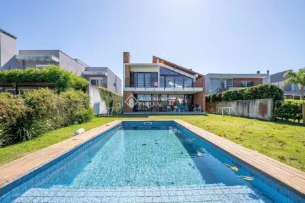Casa de Condomínio com 4 Quartos à venda, 337m² no Belém Novo, Porto Alegre