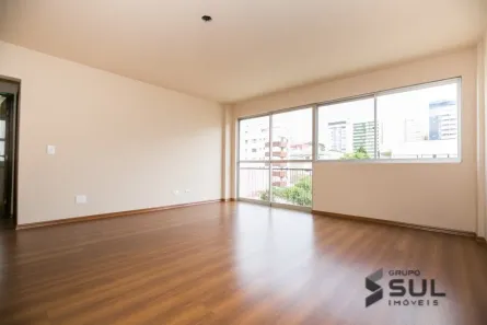 Apartamento com 2 Quartos para alugar, 82m² no Água Verde, Curitiba