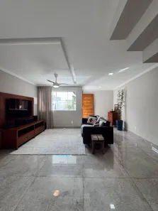 Casa com 3 Quartos à venda, 130m² no Morada de Laranjeiras, Serra
