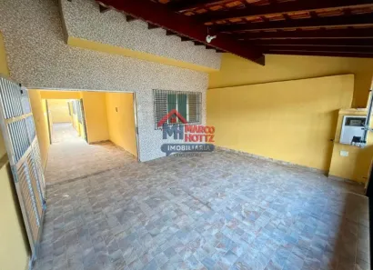 Casa com 2 Quartos à venda, 80m² no Caiçara, Praia Grande