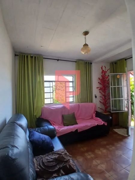 Casa com 4 quartos — Nova Esperança, Belo Horizonte