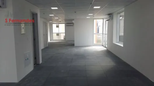 Sala Comercial para alugar, 240m² no Liberdade, São Paulo