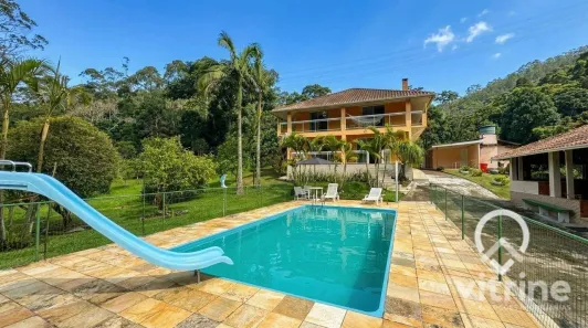 Fazenda/Sítio com 5 Quartos à venda, 400m² no Riograndina, Nova Friburgo