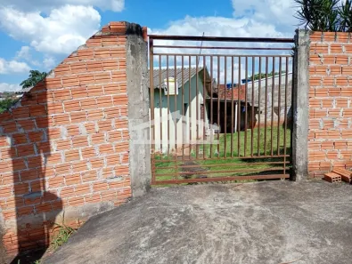 Casa com 3 Quartos à venda, 75m² no Conjunto Cafezal 1, Londrina