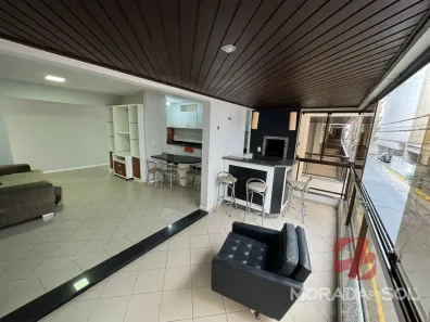 Apartamento com 3 Quartos para alugar, 110m² no Meia Praia, Itapema