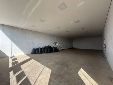 Ponto Comercial para alugar, 180m² no Morada do Sol, Americana