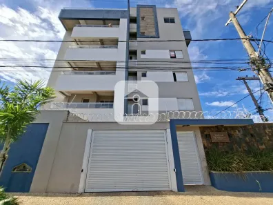 Apartamento com 2 Quartos para alugar, 63m² no Brasil, Uberlândia