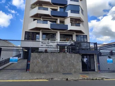 Apartamento com 3 Quartos para alugar, 145m² no Centro, São Carlos