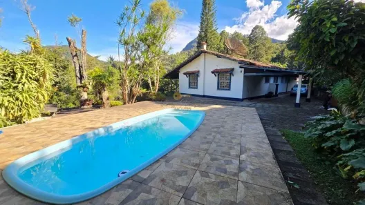 Casa com 5 Quartos à venda, 1880m² no Parque do Ingá, Teresópolis