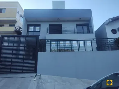 Casa com 3 Quartos à venda, 184m² no Trindade, Florianópolis