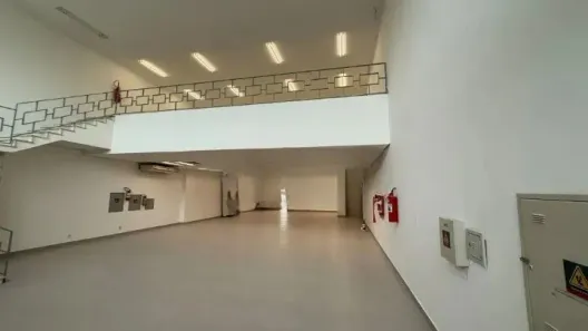 Ponto Comercial para alugar, 540m² no Vila Ipiranga, Porto Alegre