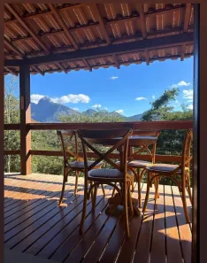 Casa de Condomínio com 3 Quartos à venda, 154m² no Corrêas, Petrópolis
