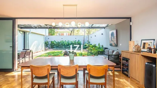 Casa com 3 Quartos à venda, 237m² no Santo Amaro, São Paulo