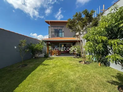 Casa com 3 Quartos à venda, 161m² no Centro, Guararema