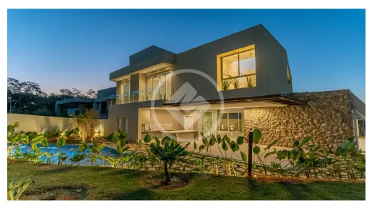 Casa de Condomínio com 5 Quartos à venda, 387m² no Jardins França, Goiânia