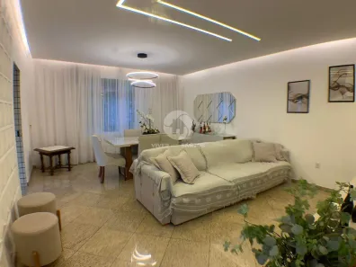 Casa com 3 Quartos à venda, 173m² no Campo Grande, Santos