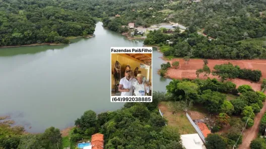 Fazenda/Sítio com 2 Quartos à venda, 123m² no Estância Tamburi, Caldas Novas