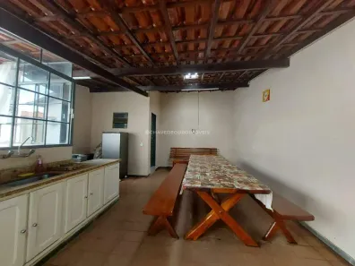 Casa com 4 Quartos à venda, 218m² no Jardim São Bento, Uberaba