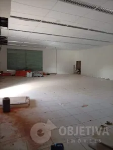 Ponto Comercial para alugar, 80m² no Novo Mundo, Uberlândia