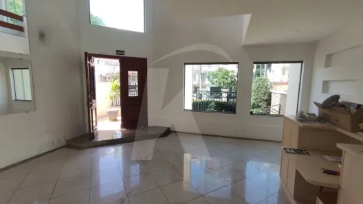 Sobrado com 3 Quartos para alugar, 283m² no Água Fria, São Paulo
