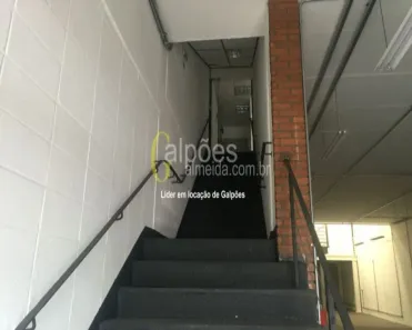 Galpão/Depósito/Armazém para alugar, 451m² no Alphaville Empresarial, Barueri