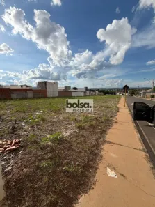 Lote/Terreno à venda, 132m² no Jardim Olímpico, Bauru