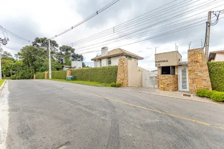 Lote/Terreno à venda, 549m² no Cascatinha, Curitiba