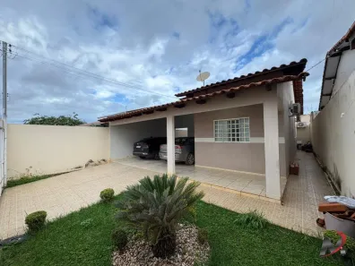 Casa com 3 Quartos à venda, 358m² no Centro, Formosa