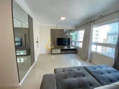 Apartamento com 3 Quartos para alugar, 140m² no Centro, Balneário Camboriú