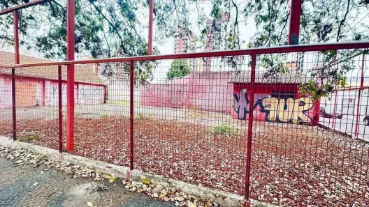 Lote/Terreno para alugar, 900m² no Cambuí, Campinas