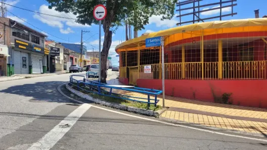 Imóvel Comercial com 3 Quartos para alugar, 170m² no Jardim Santa Rosália, Sorocaba