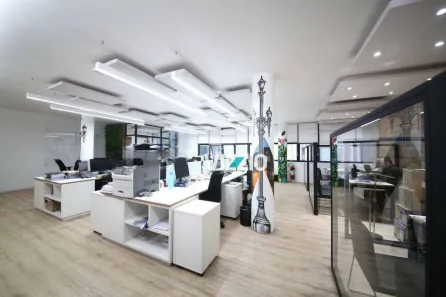 Prédio Comercial para alugar, 2850m² no República, São Paulo