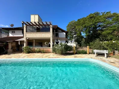 Sobrado com 4 Quartos à venda, 500m² no Itacorubi, Florianópolis