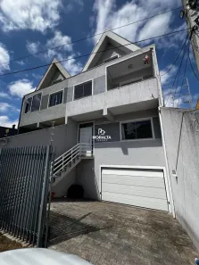 Sobrado com 3 Quartos à venda, 166m² no Uberaba, Curitiba