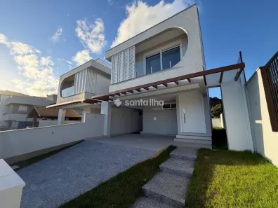 Sobrado com 3 Quartos à venda, 180m² no Rio Tavares, Florianópolis