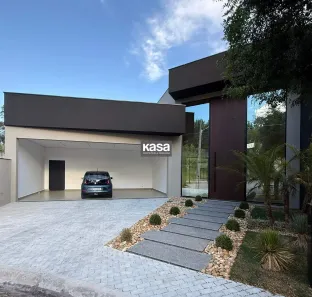 Casa com 3 Quartos para alugar, 220m² no Condomínio Residencial Euroville II, Bragança Paulista