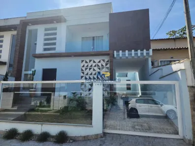 Casa de Condomínio com 3 Quartos à venda, 190m² no Arsenal, São Gonçalo