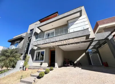 Casa com 4 Quartos à venda, 11m² no Santa Cândida, Curitiba