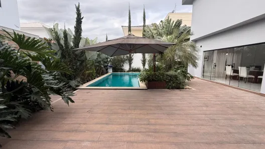 Casa de Condomínio com 5 Quartos à venda, 400m² no Parque Rodoviário, Campos dos Goytacazes