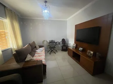 Casa com 3 Quartos à venda, 134m² no Santa Marta, Uberaba