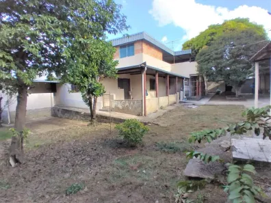 Casa com 4 Quartos à venda, 250m² no Bernardo Monteiro, Contagem